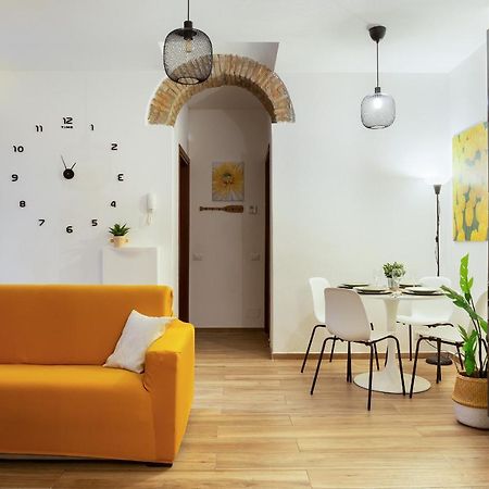 Como Centro Proprio Dietro L'Angolo Buitenkant foto